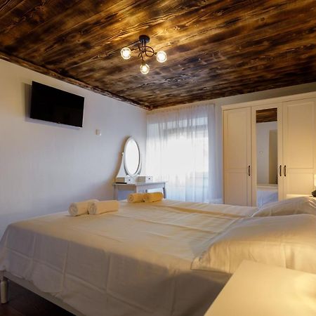 Rustic Apartment Evelin คิร์ก ภายนอก รูปภาพ